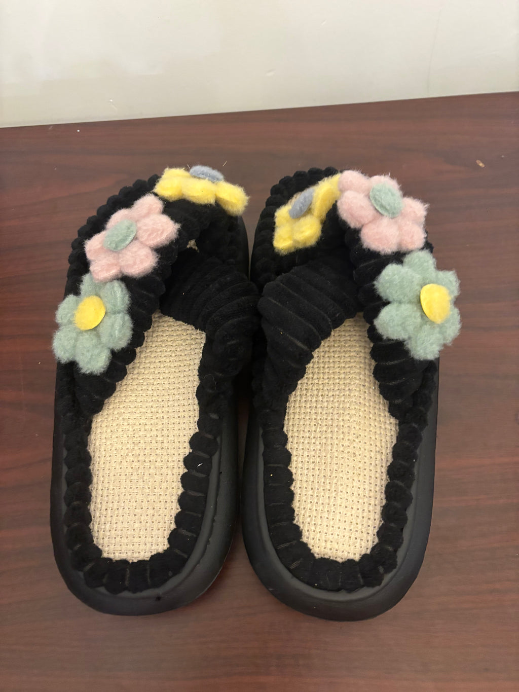 slippers