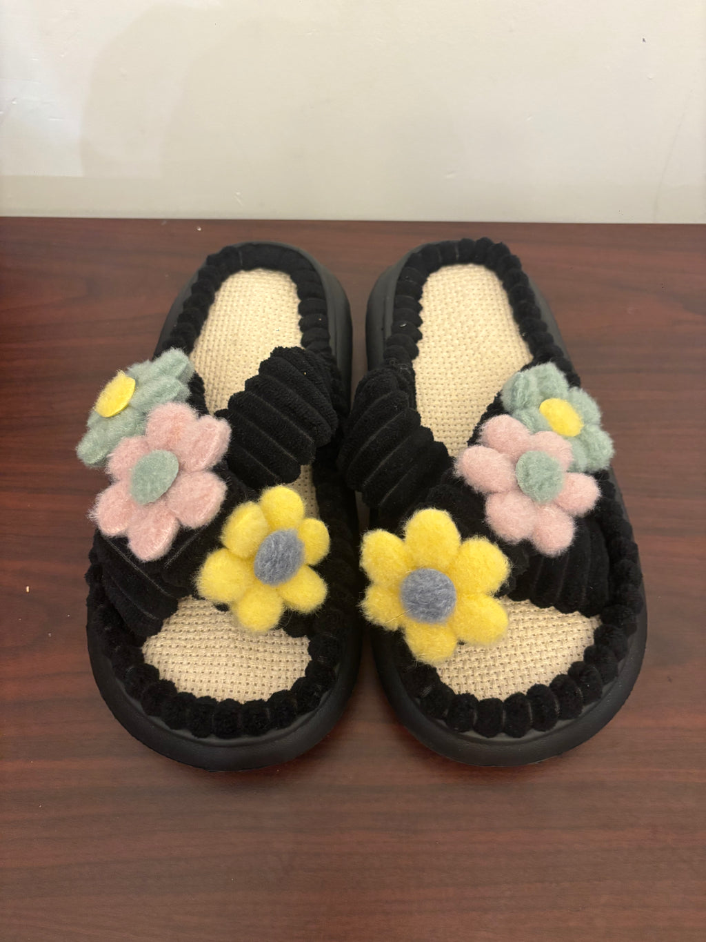 slippers